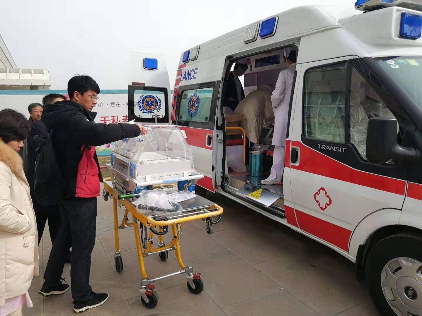 巩留县救护车转院